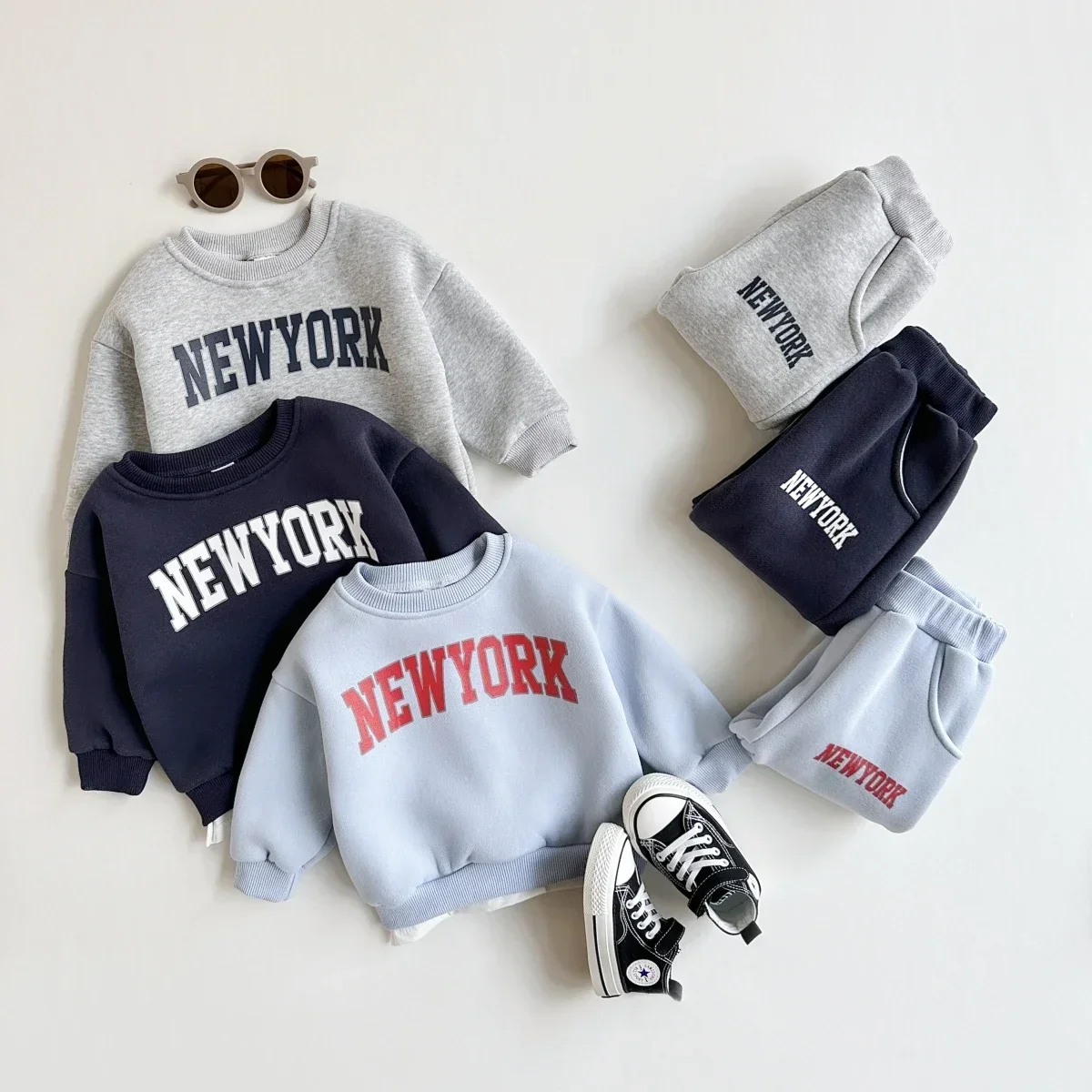 2 個ベビー服セット男の子女の子ニューヨークプリントスポーツ - Winter Clothing For 1 Year Old Girl のレビューと価格